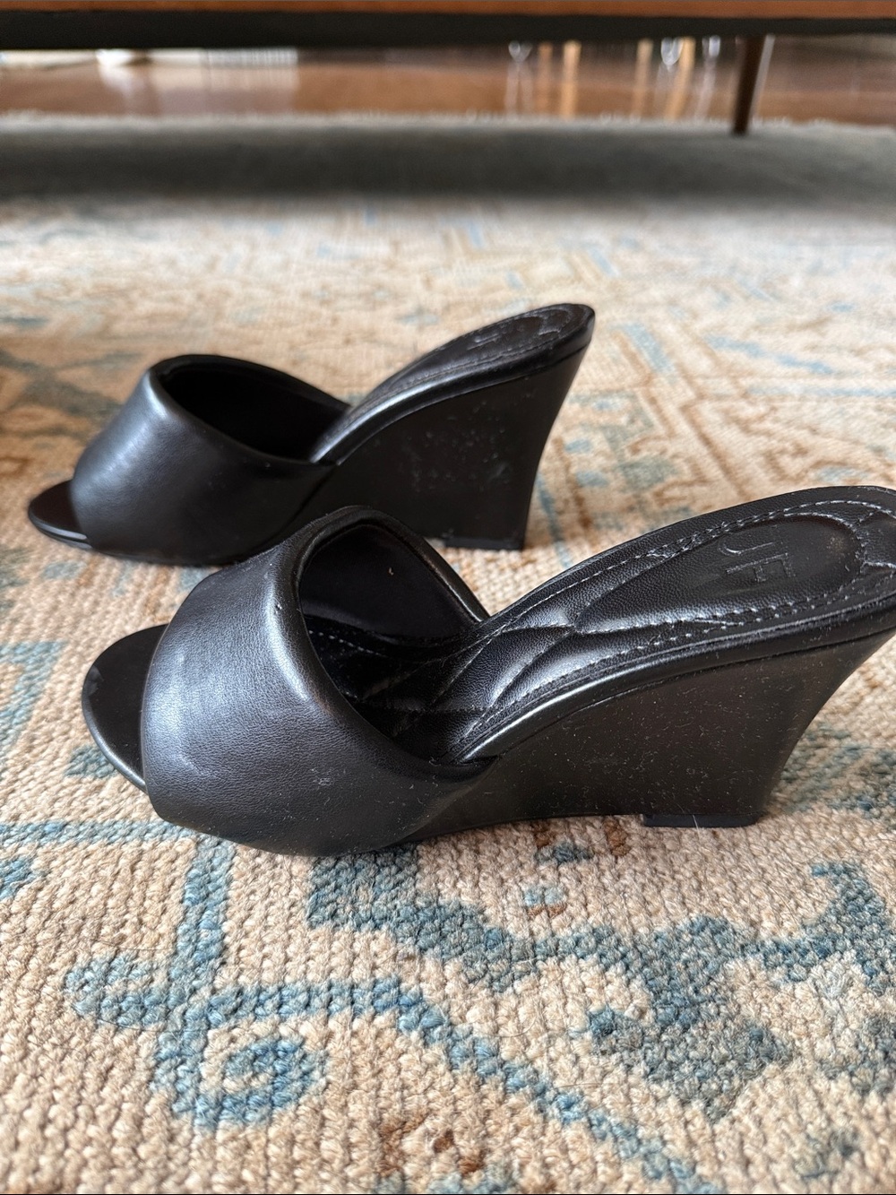 JustFab Black Open-Toe Wedge Slide Sandals